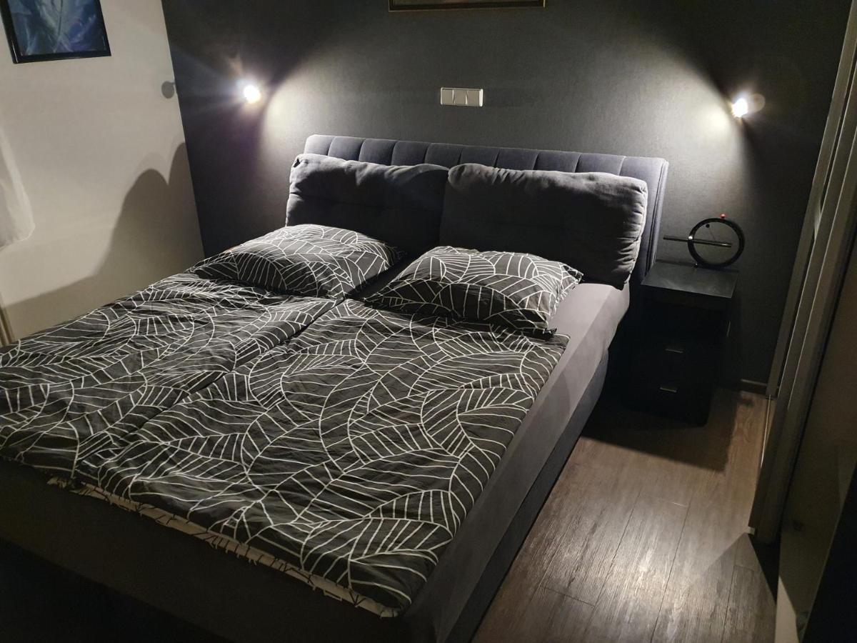 Schlafzimmer, Ruhige Lage In Meppen --- Check-In Mit Schluesselkasten Exterior photo